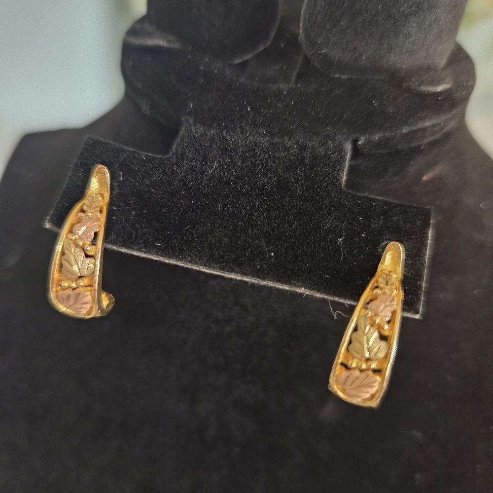 Vintage 10K Black Hills Gold Half Hoop Post Back Earrings - Picture 3 of 8